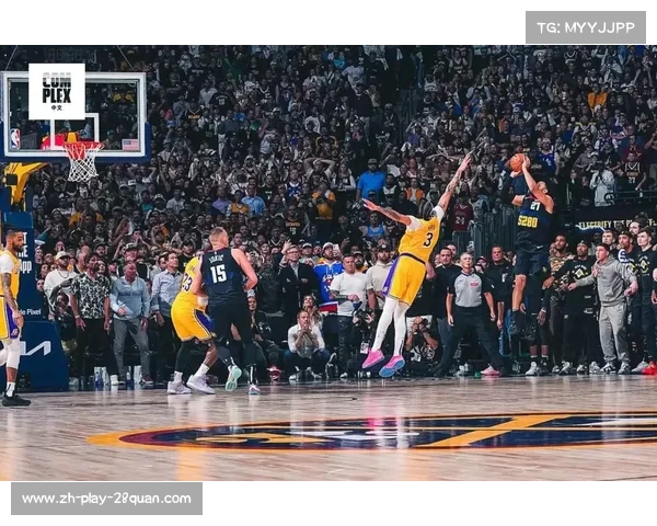 NBA季后赛激烈上演豪强争霸战 球队为总冠军殊死搏斗争锋相对 NBA季后赛激烈上演豪强争霸战 球队为总冠军殊死搏斗争锋相对